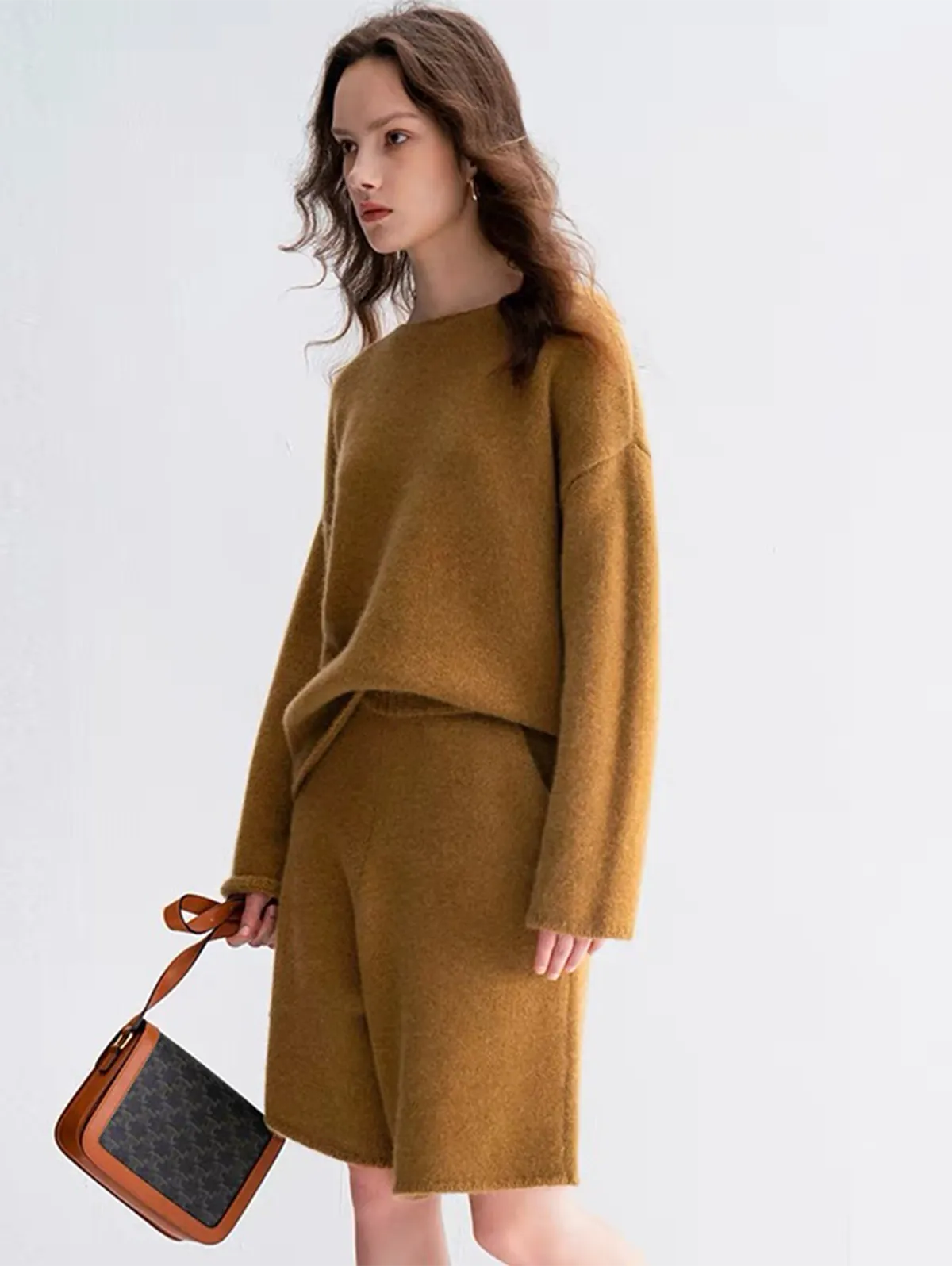 Autumn/Winter Women's Cashmere Thick Shorts Set, Casual and Loose-Fitting, 100% Pure Cashmere Knit Sweater Two-Piece Set