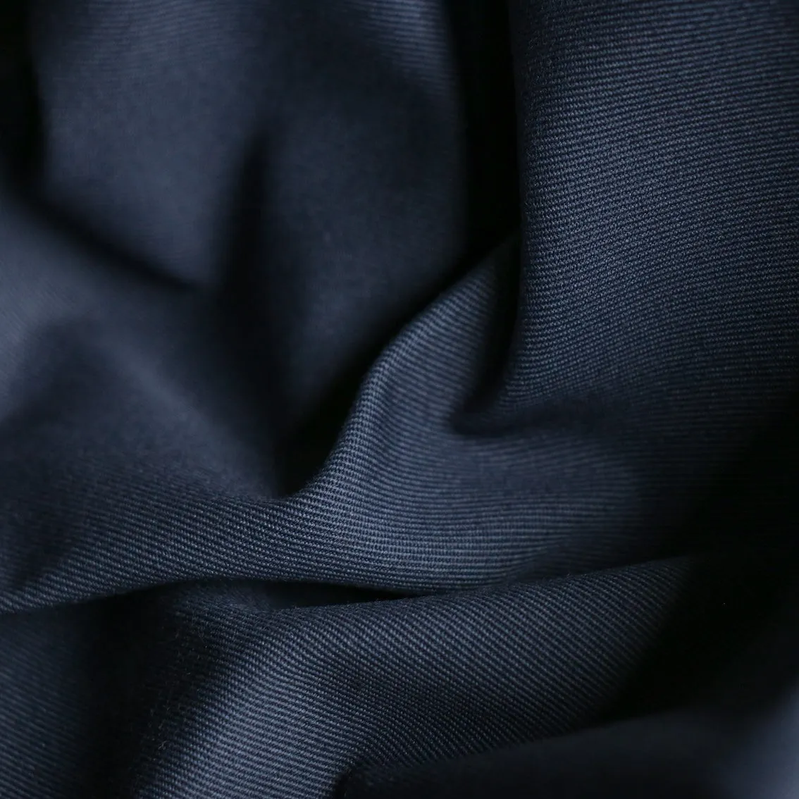 Londra Navy - Water Resistant Finish