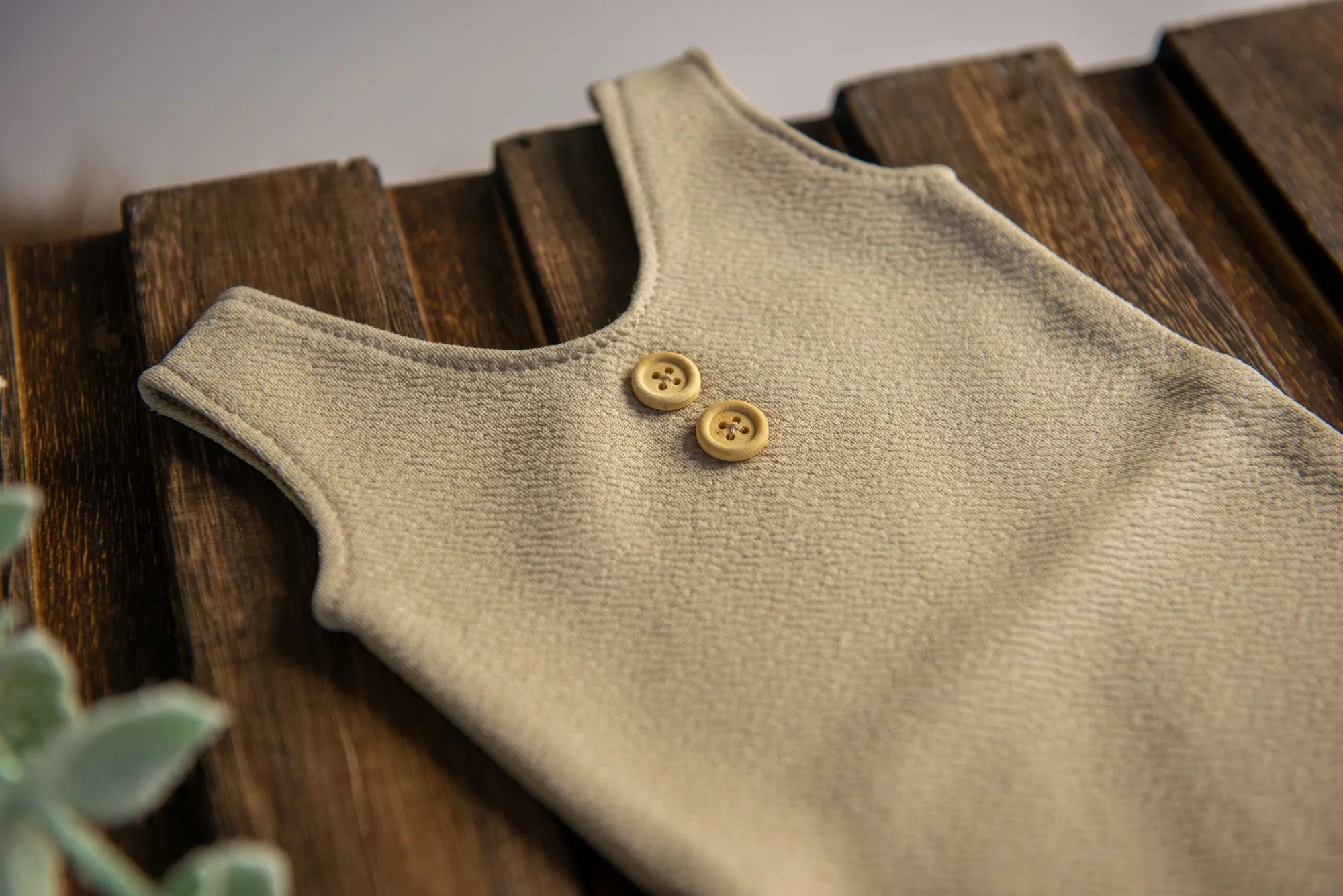 Sleeveless Stitch Romper - Textured - Khaki
